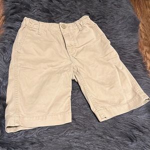 Gap boys size 8 khaki shorts